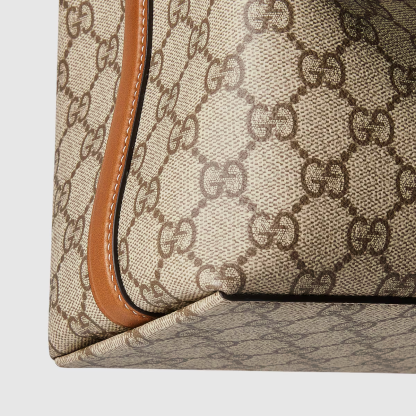 GG EMBLEM MINI BUCKET BAG